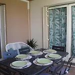 Location アパート